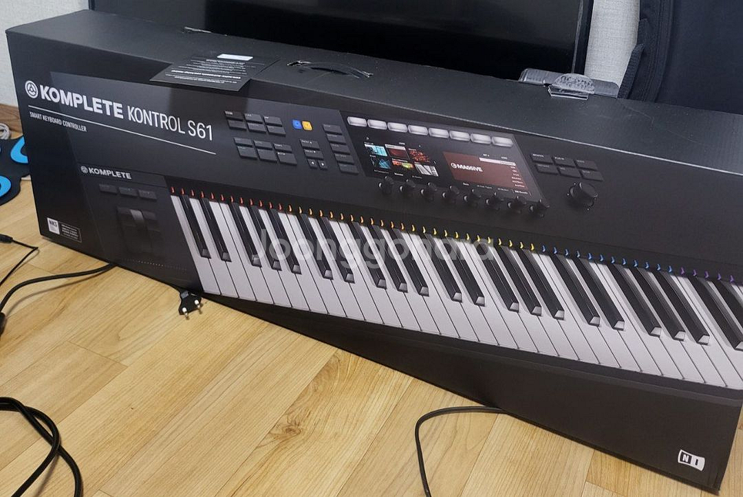 komplete s61 판매--1
