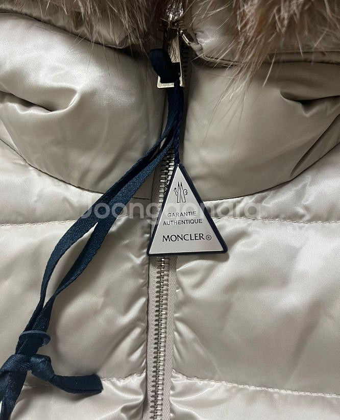 특가할인 클릭!!몽클레어 큐피돈 숏다운자켓 스톤베이지--4