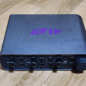 오디오인터페이스 Avid Mbox