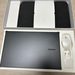 삼성 갤럭시 북2 프로 (NT950XEE-XD72G)