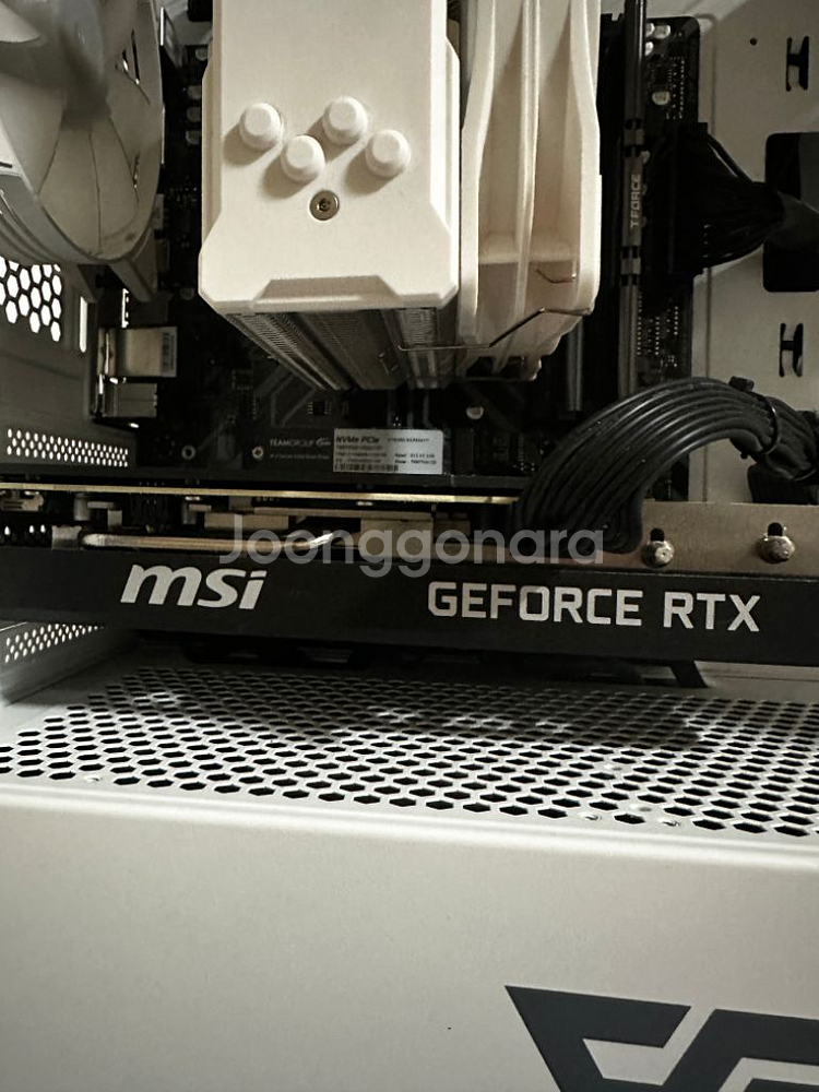 게이밍 컴퓨터 5600X 3060ti 팝니다--3