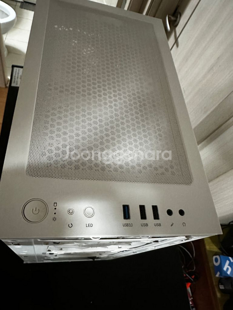 게이밍 컴퓨터 5600X 3060ti 팝니다--5