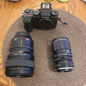 Lumix S5 카메라 및 렌즈