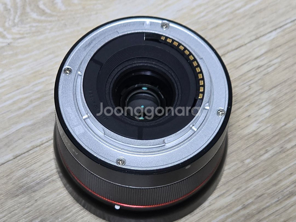 삼양 24mm F2.8 FE 렌즈 판매합니다--5