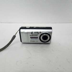 삼성 케녹스 D503 디카 깜찍하고 희귀한 카메라