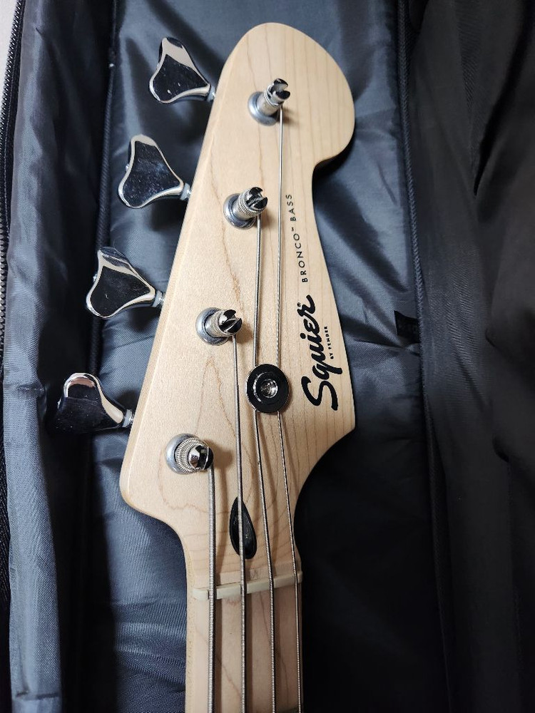 스콰이어 브롱코 베이스 이미지