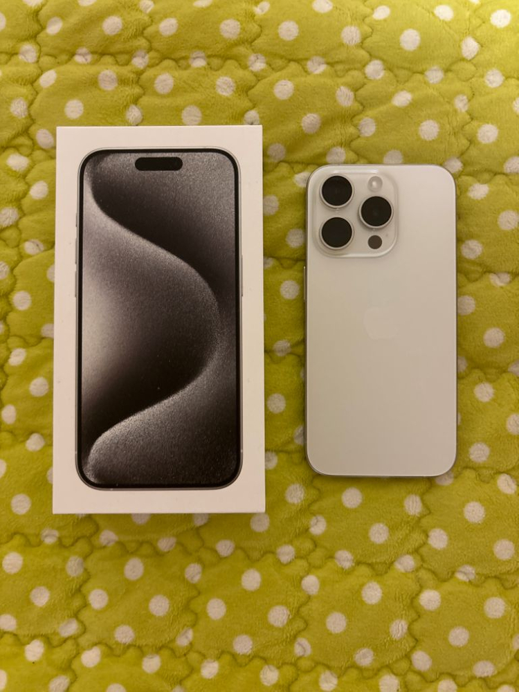 아이폰15프로256 화이트--5