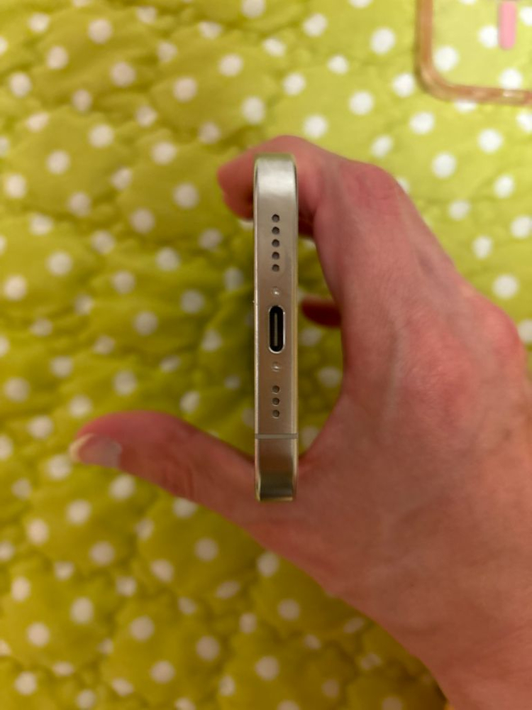 아이폰15프로256 화이트--1