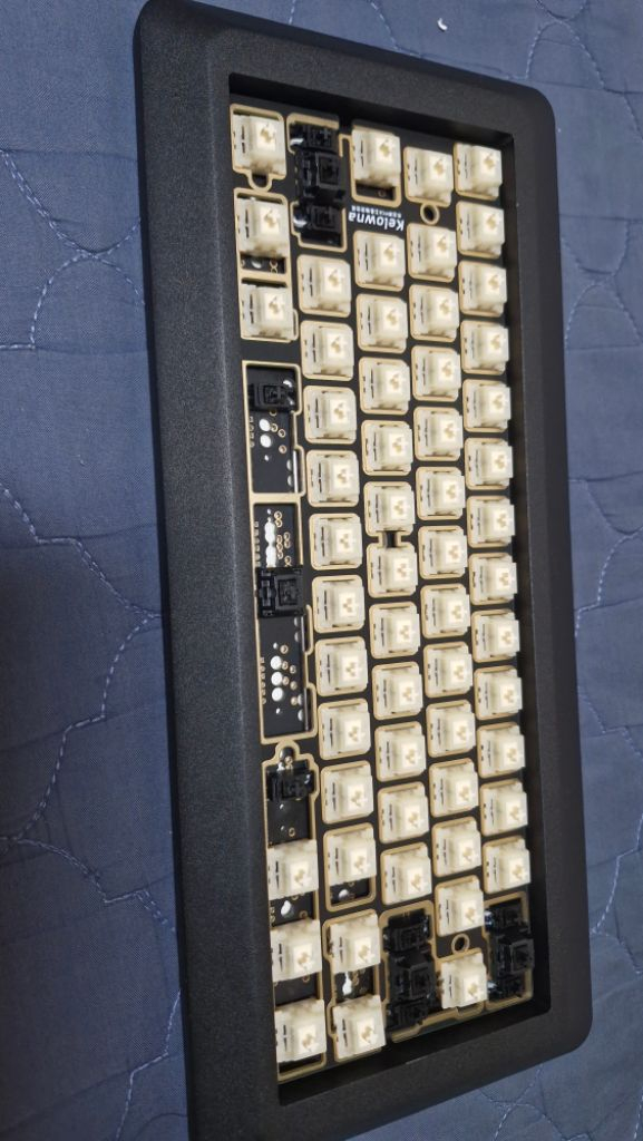 60배열 커스텀 키보드 팝니다 이미지