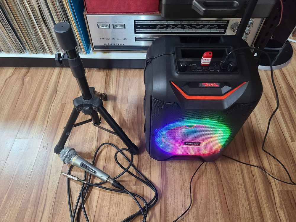 블루투스 스피커(FM라디오/블루투스/USB/마이크/TF 이미지