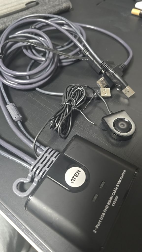 ATEN CS22HF USB FHD HDMI KVM 이미지