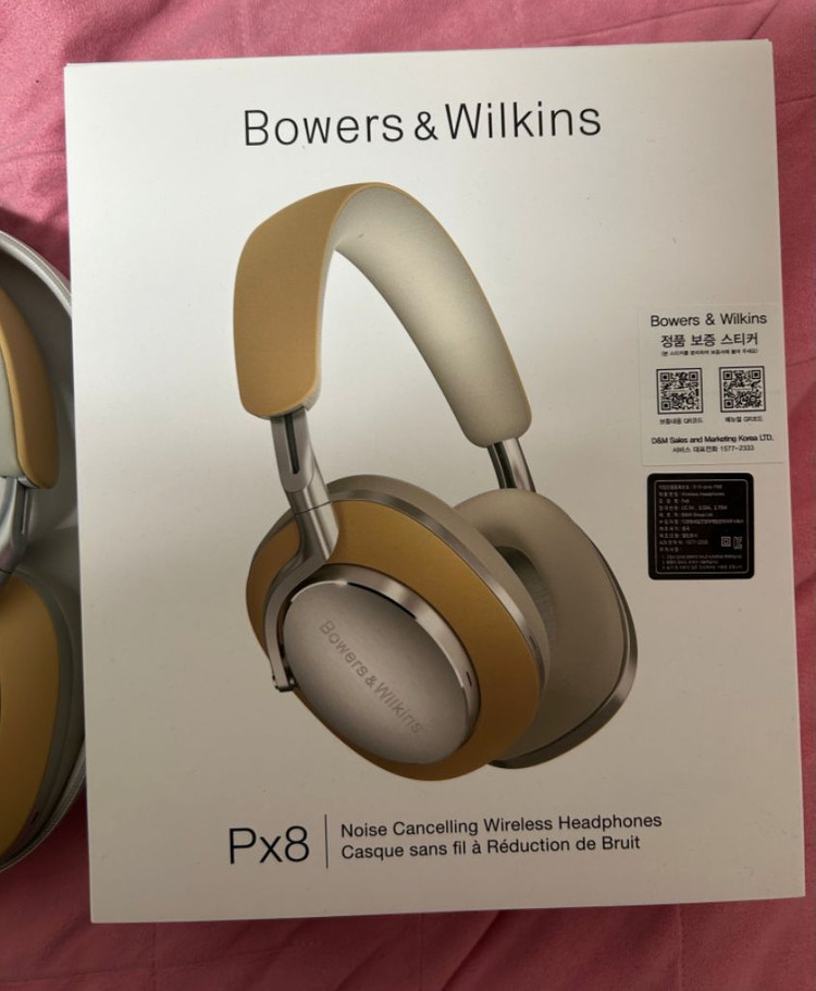 Bowers & Wilkins PX8 풀박스+새상품--4