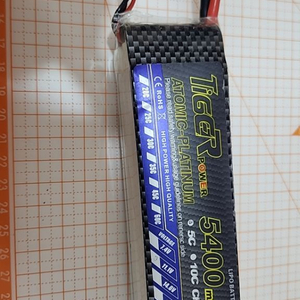 11.1v 5400mah tiger battey