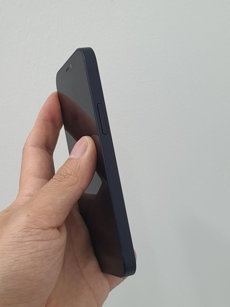 아이폰12미니 블랙 128기가 정상해지 상태깨끗 이미지