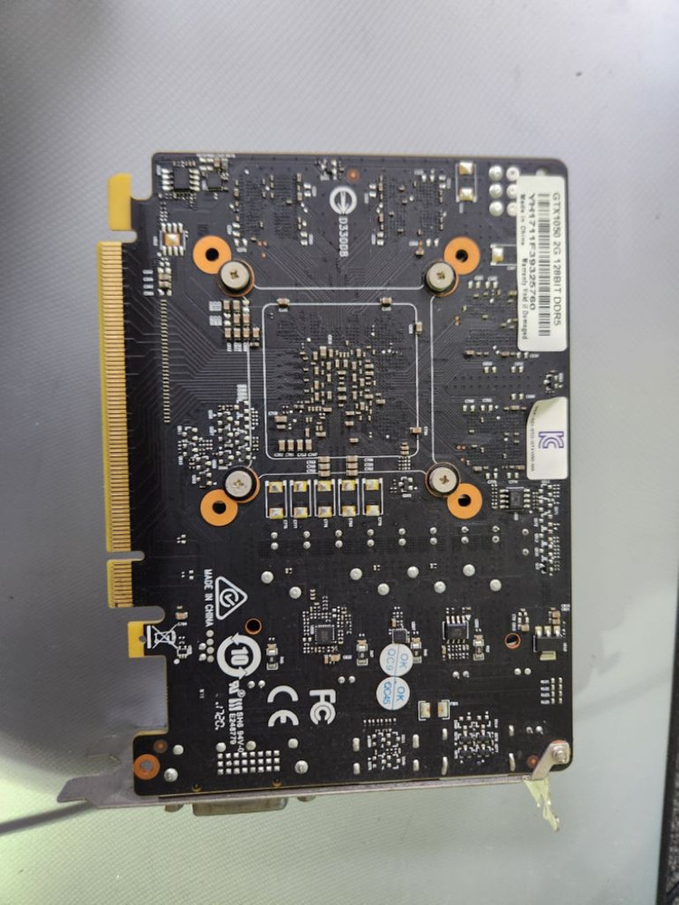 그래픽<466>gtx1050 2g 무전원 이미지