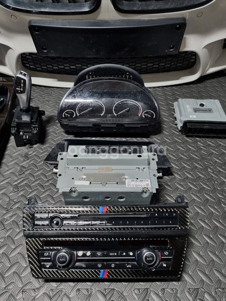 bmw f10 모든 부품 저렴하게 판매 합니다--3