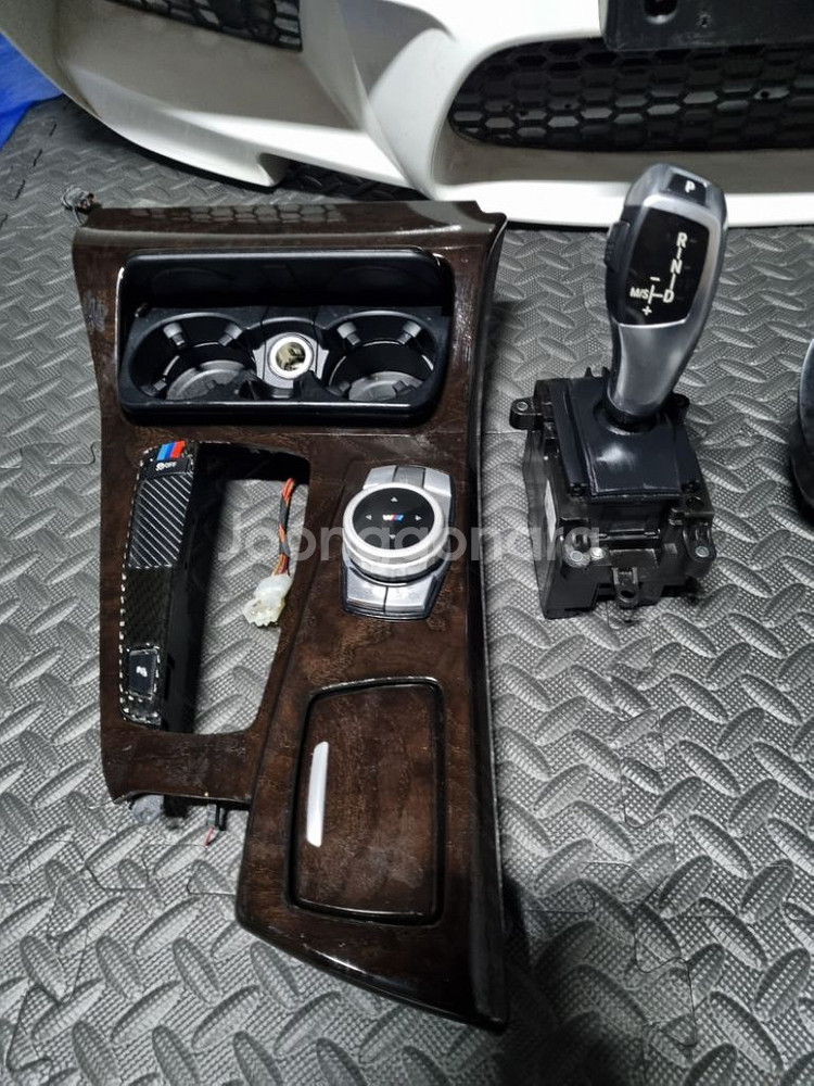 bmw f10 모든 부품 저렴하게 판매 합니다--4