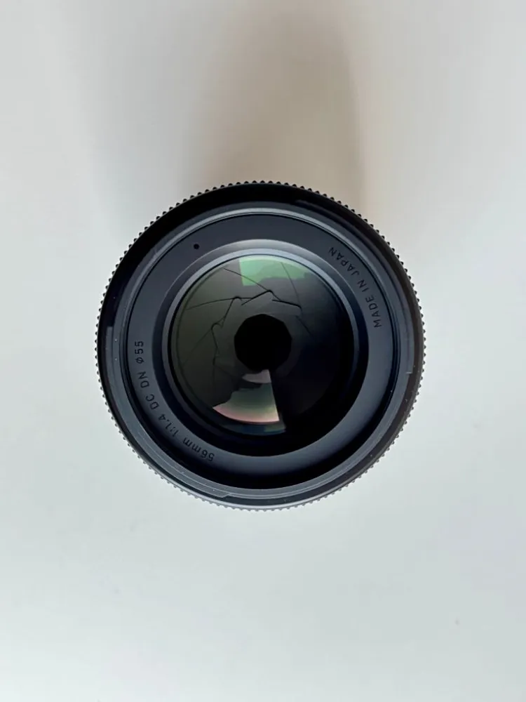 시그마 56mm F1.4 X마운트 민트급 이미지