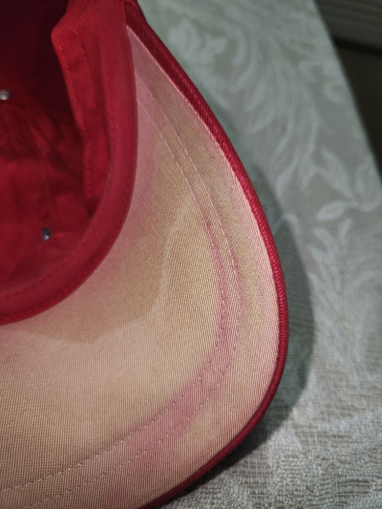 빈폴 레드 모자 이미지