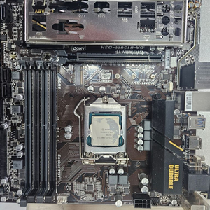 기가바이트 B150보드 i7 6700CPU 셋트