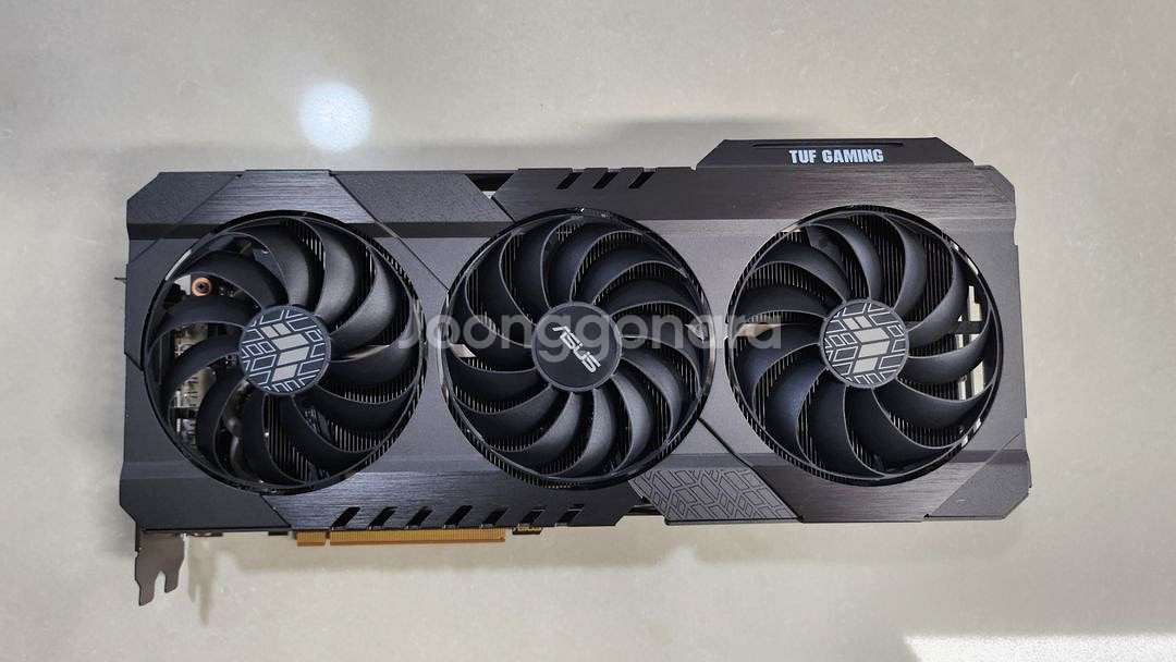 Asus tuf RX 6900xt T16G 그래픽카드--1