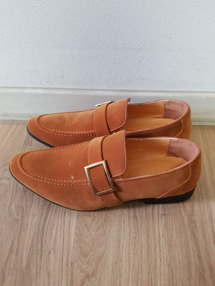 남성용 구두 로퍼 이미지