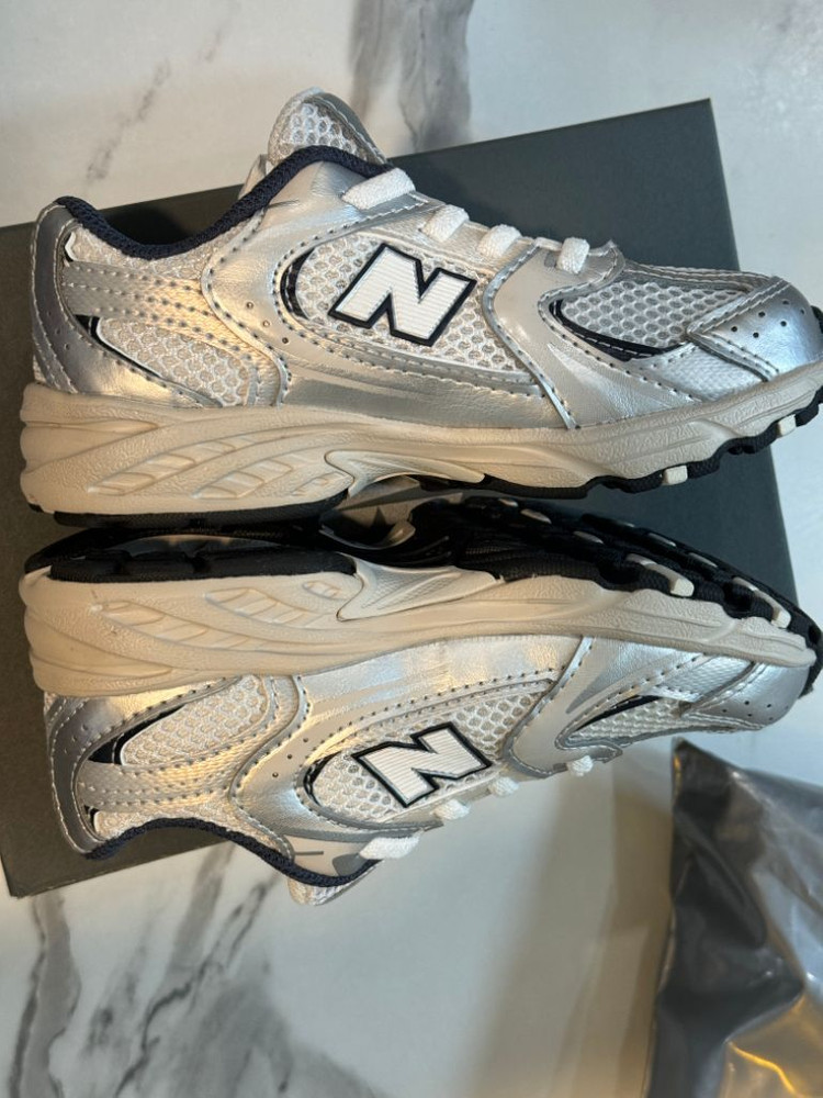 뉴발란스 530 스틸그레이 160 이미지