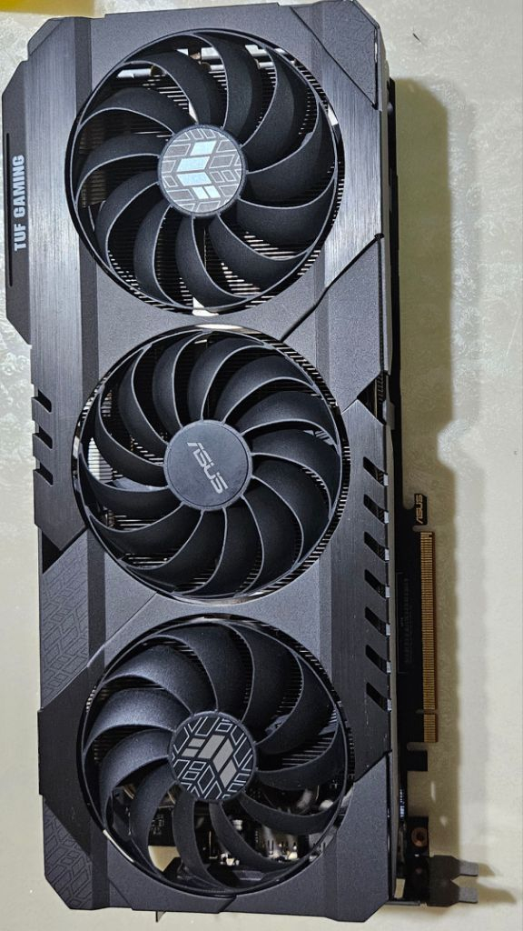 tuf rx6800 그래픽카드 팝니다--1