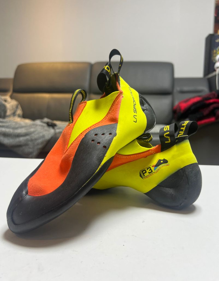 라스포르티바 매버릭 39.5 la sportiva 암벽 이미지