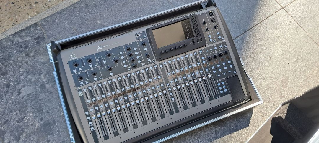 베링거by마이다스 디지털믹서 오디오인터페이스 이미지