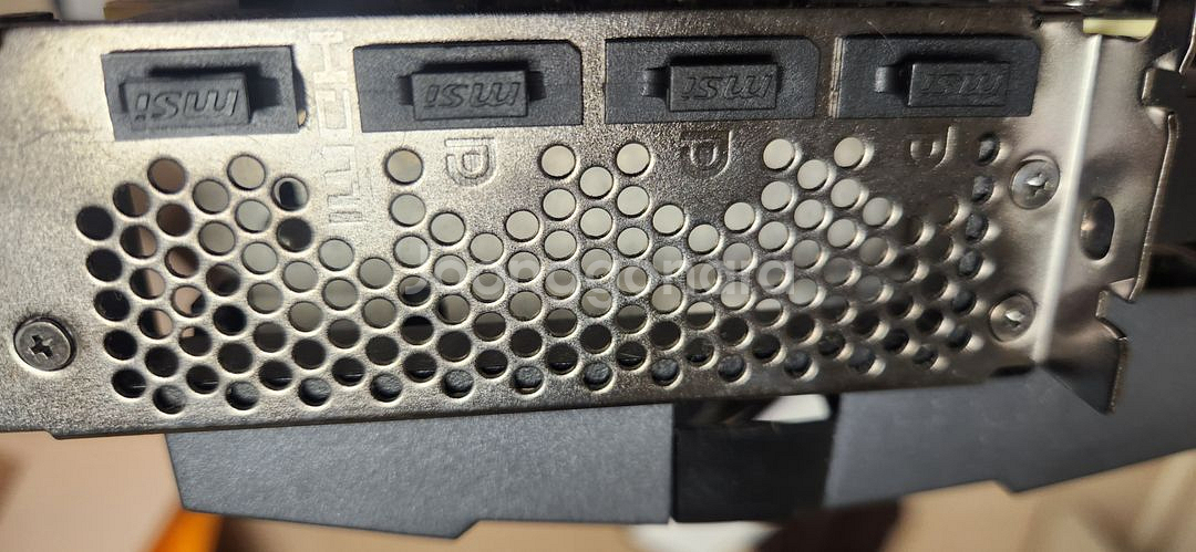 rtx3080 슈프림 2년 쓴 거 팝니다.--5