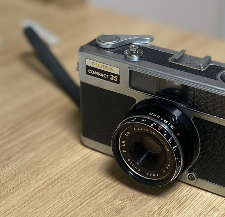 후지카 컴팩트 35 필름카메라 이미지