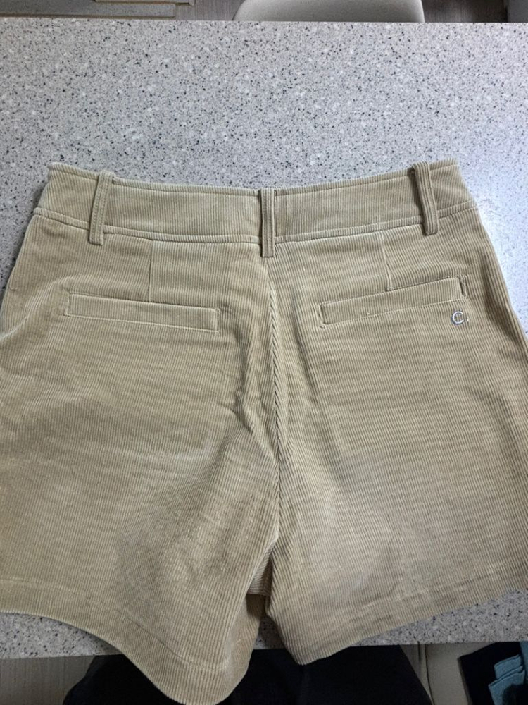 클로브 clove 반바지 숏팬츠 이미지