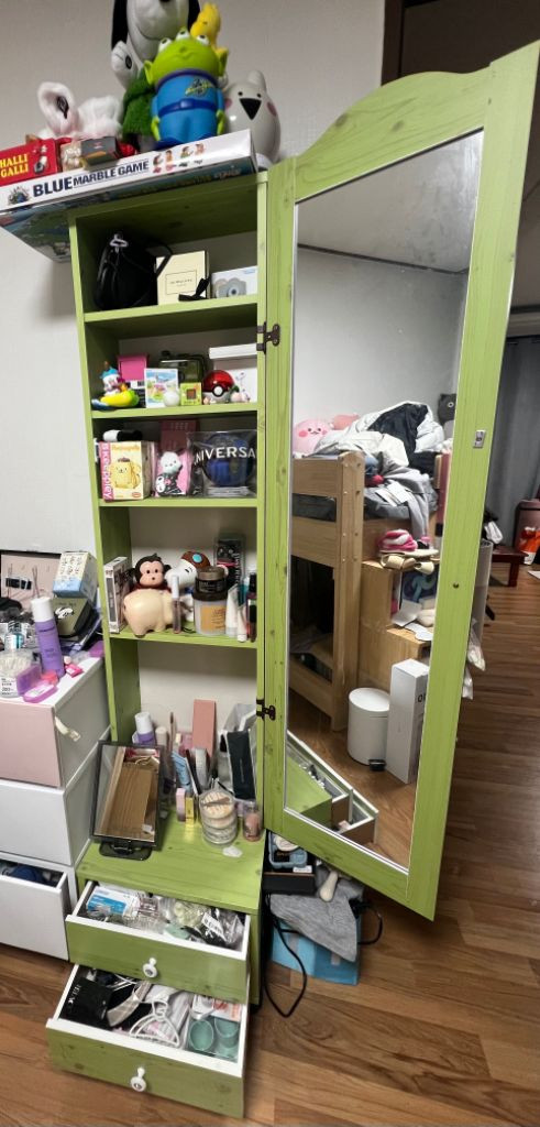 스탠딩 화장대 겸 수납장 판매합니다! 이미지