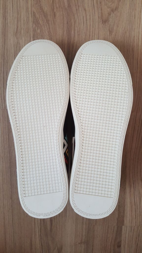 스니커즈 슬립온 이미지