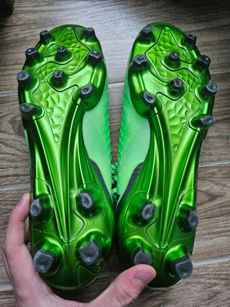 아디다스 스피드포탈. 1 hg/ag 250 이미지