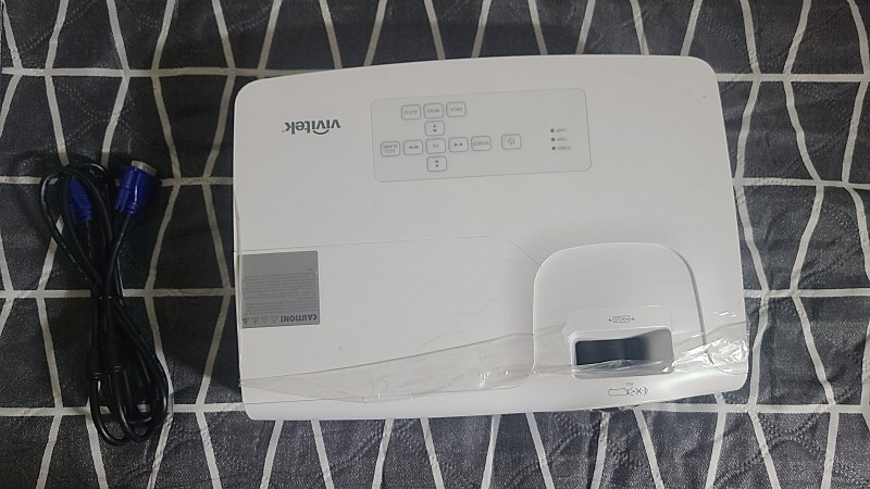 비비텍 단초점 프로젝터 이미지