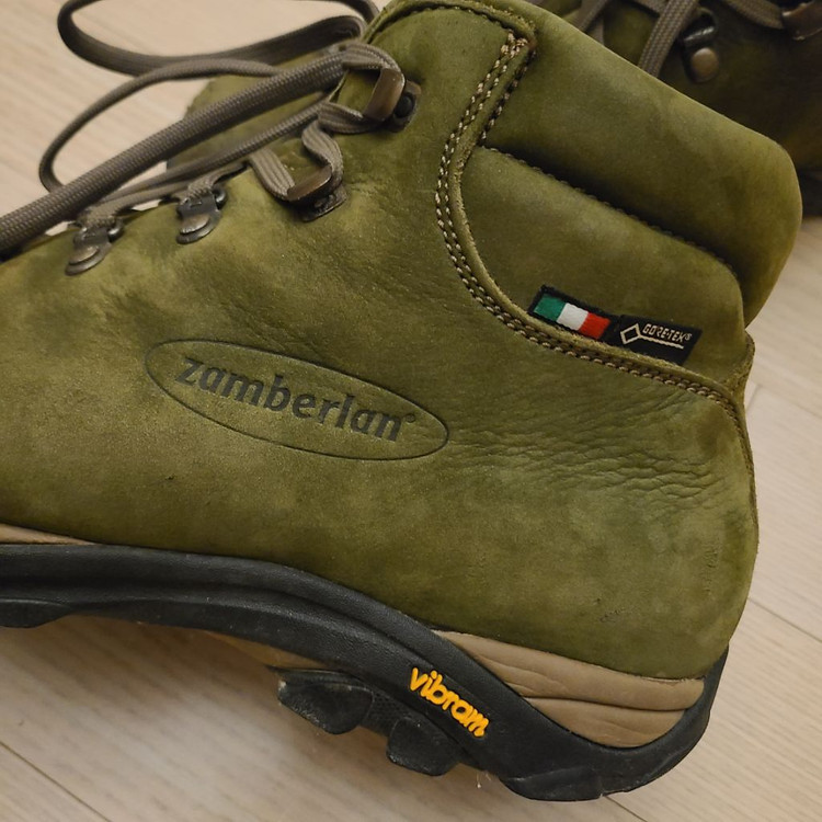 잠발란 통가죽 중등산화 43사이즈 이미지