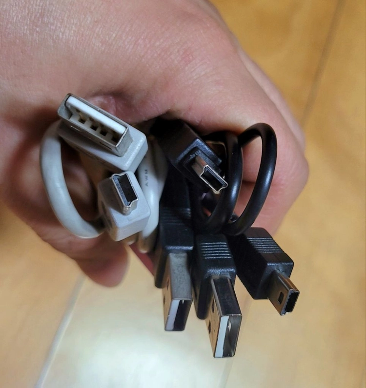 미니 USB 타입B 케이블 1개 = 700원 이미지