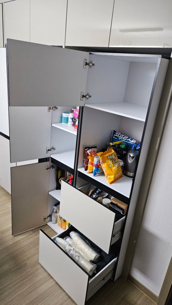 비스포크수납장 틈새장+렌지장 팝니다!!!!! 이미지