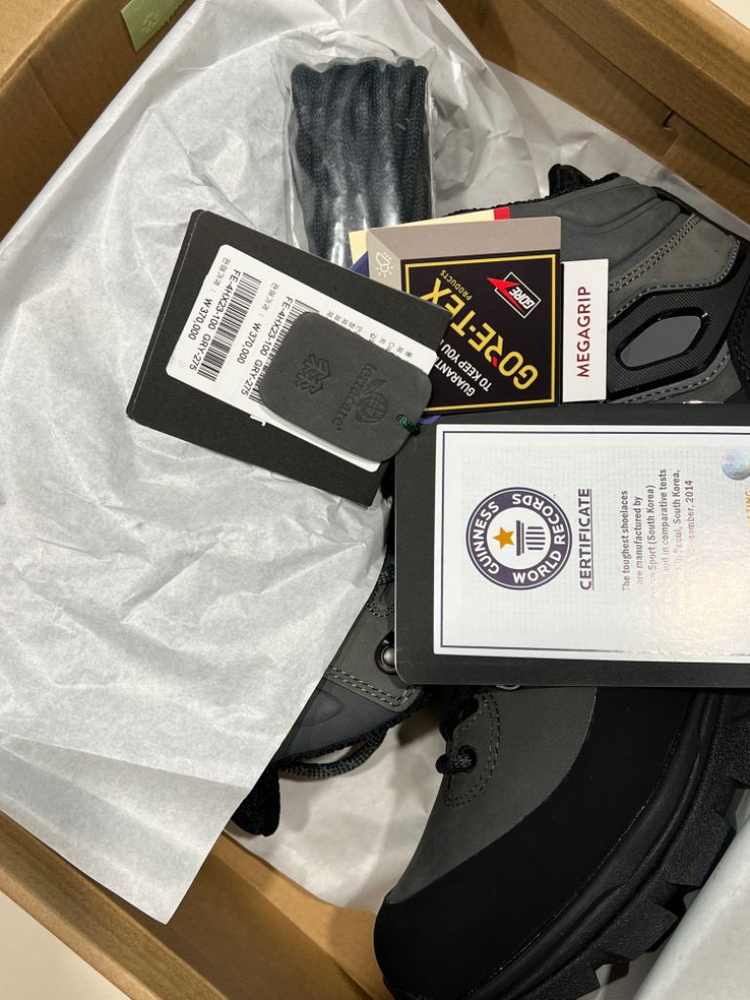 코오롱 등산화 2744 275mm 이미지