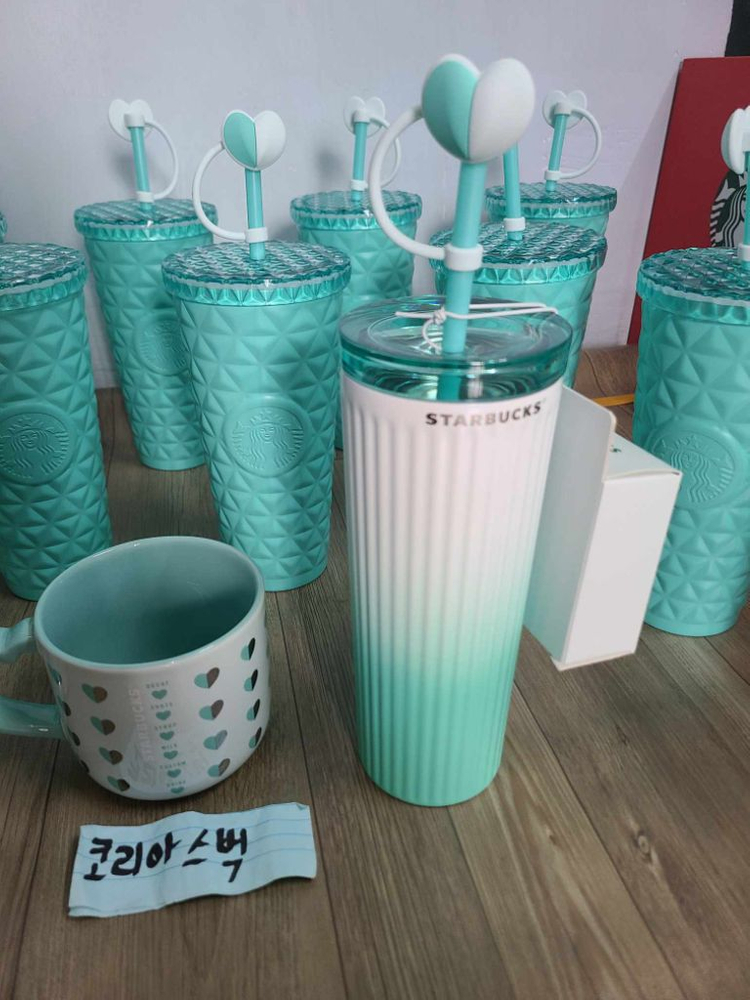 스타벅스 베트남 발렌타인 SS하트토퍼 민트 정글 콜드컵 이미지