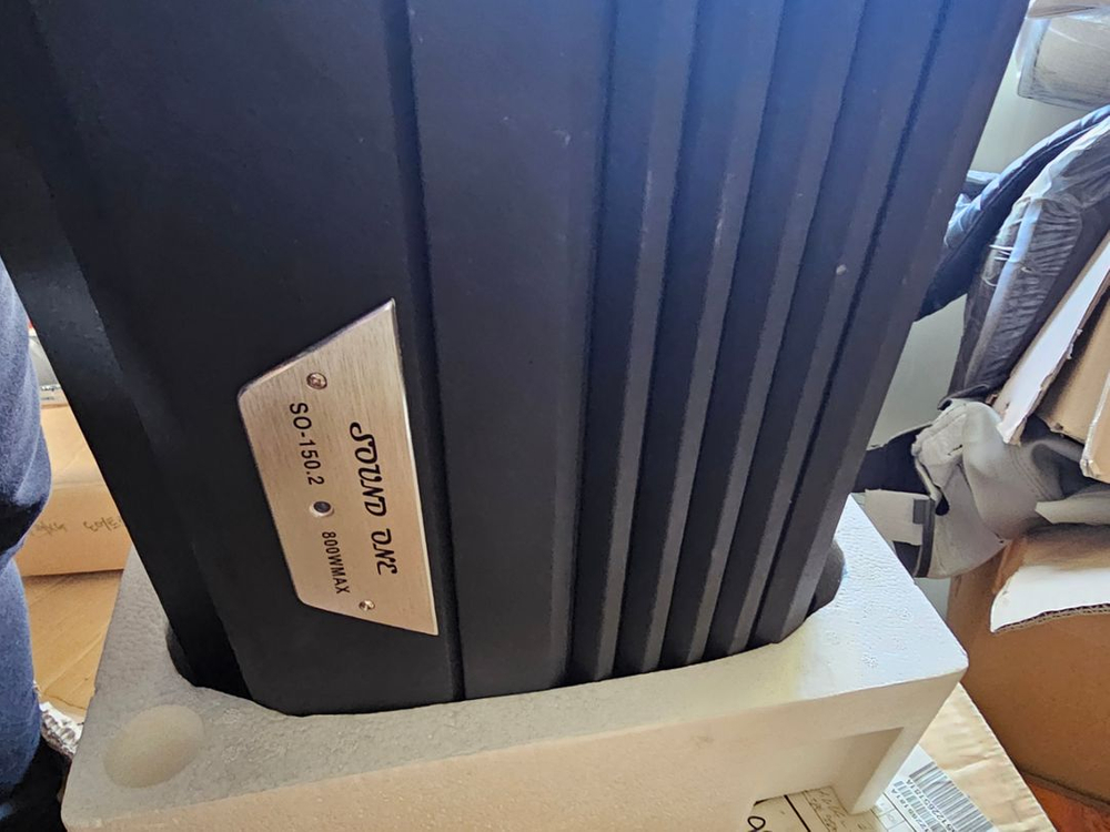 차량용 서브우퍼스피커 이미지