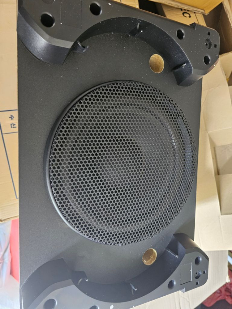 차량용 서브우퍼스피커 이미지