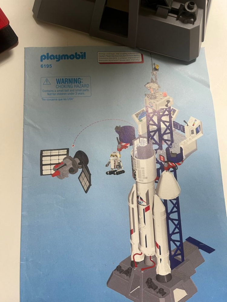 플레이모빌6195 우주발사대 판매합니다.(진열용) 이미지