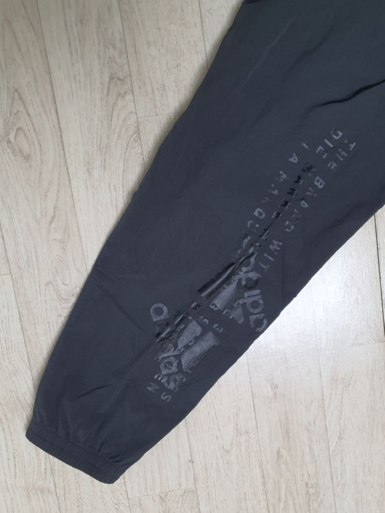 32 아디다스 여름 조거팬츠 바람막이 1겹소재 완전깨끗 이미지