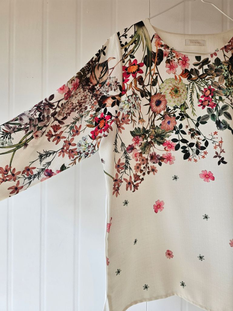 꽃다발블라우스 화사한블라우스 이미지