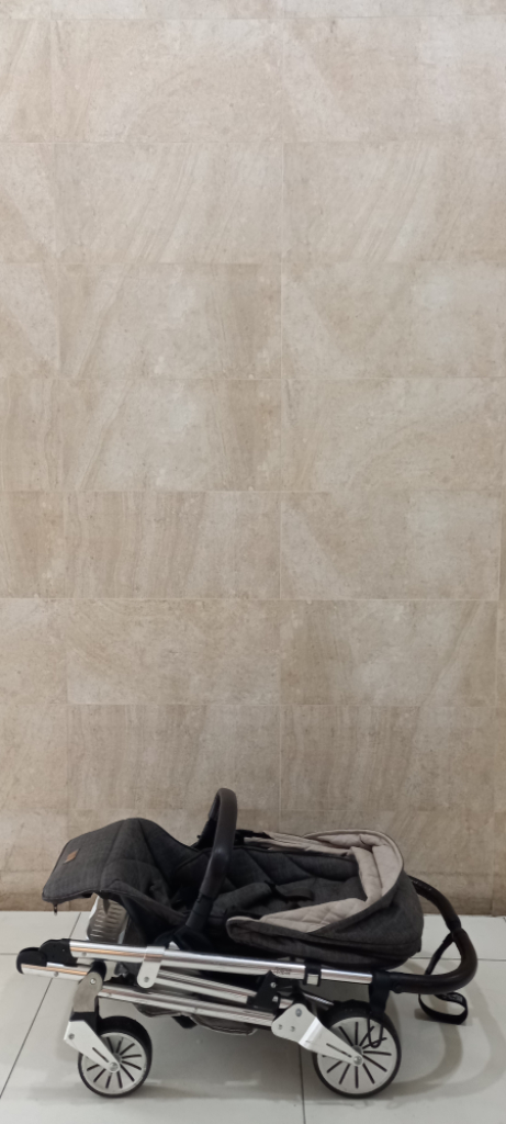 영국산 최고급 명품 럭셔리 디럭스 유모차 마마스앤파파스--7