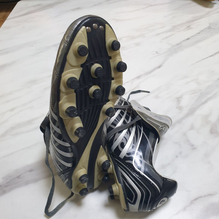 LIKLIV 리클리프 축구화 사이즈 260 이미지