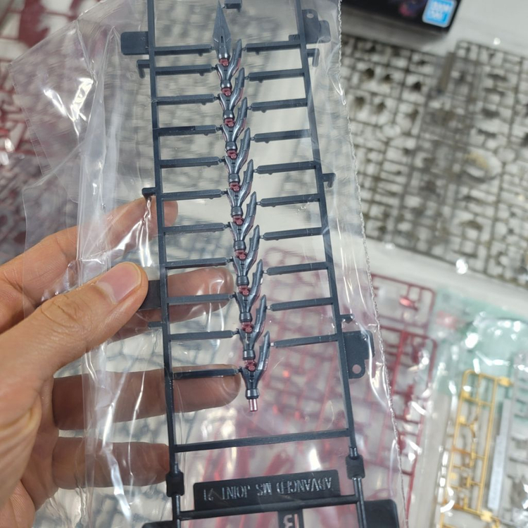 반다이rg 에피온 메탈도색코팅깃--4